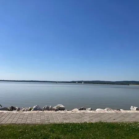 Topart22 At Velence Gárdony