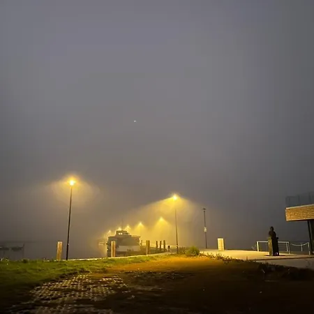 Topart22 At Velence Appartement *